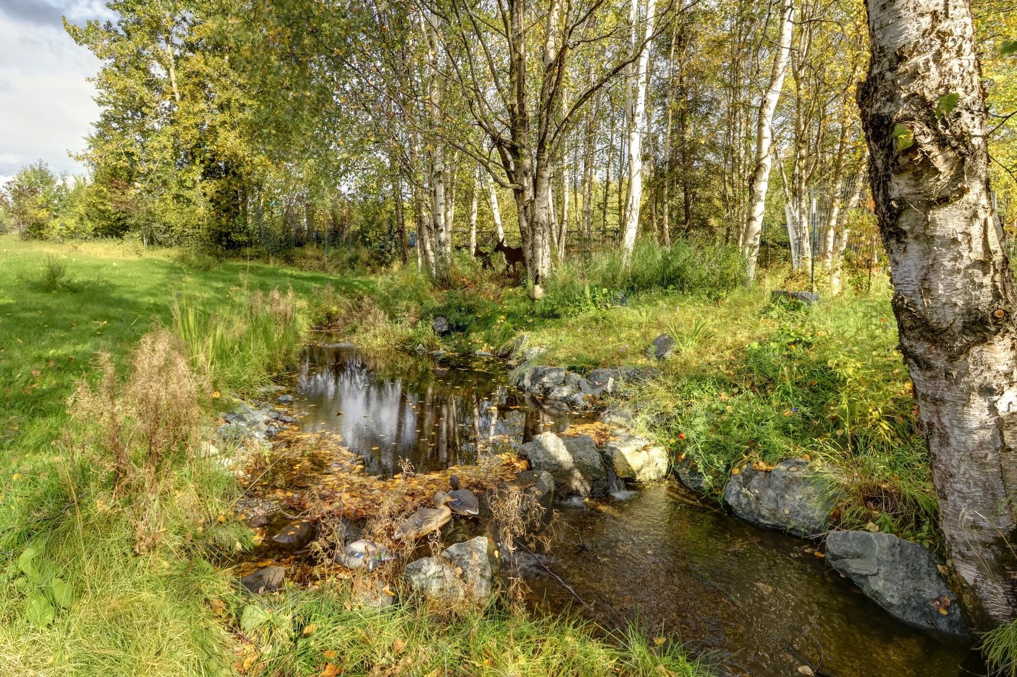 Alaskan Ranch House thumbnail 21